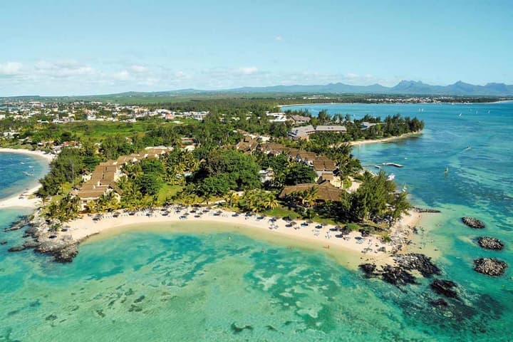 Canonnier Beachcomber Golf Resort & Spa 4*